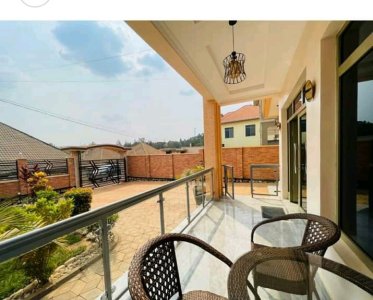 House for sale in Gacuriro