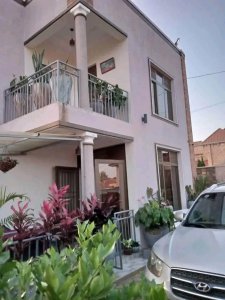 House for sale in Ruyenzi