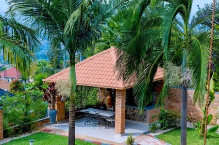 House for rent in Rebero