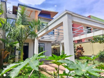 House for rent in Gisozi