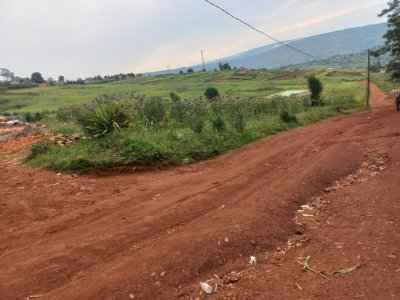 Plot for sale in Kanombe
