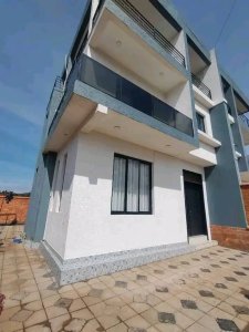 House for rent in Rebero