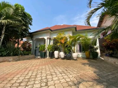 House for sale in Kanombe