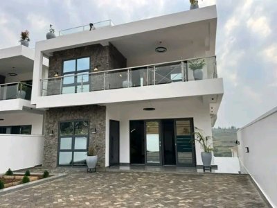 House for sale in Gacuriro