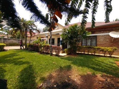 House for rent in Rebero