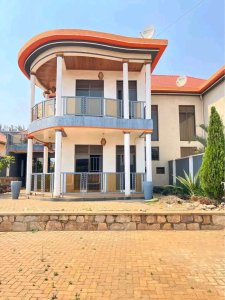 House for rent in Gisozi