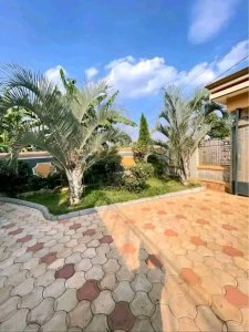 House for rent in Gisozi