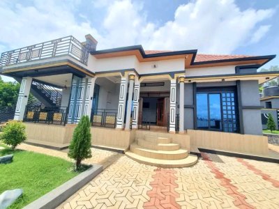 House for rent in Kanombe Busanza