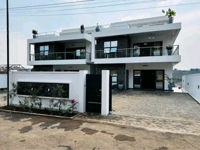 House for sale in Gacuriro