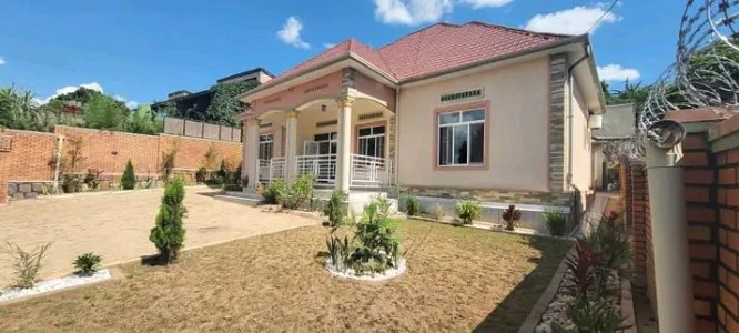 House for sale in Gacuriro
