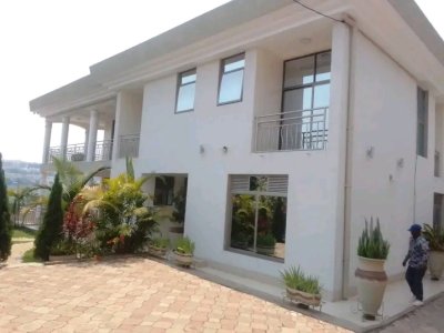 House for rent in Kacyiru