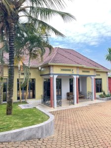 House for rent in Gisozi