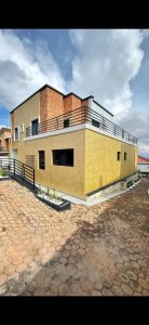 House for sale in Rebero
