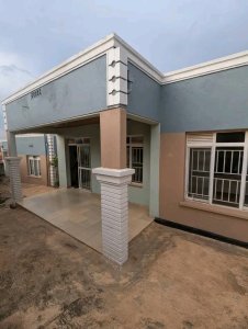 House for rent in Remera