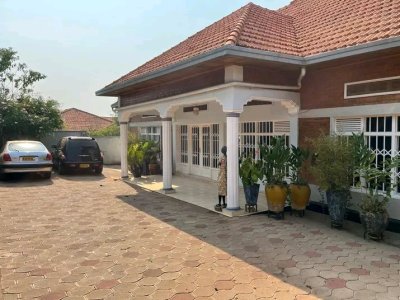 House for sale in Kagugu