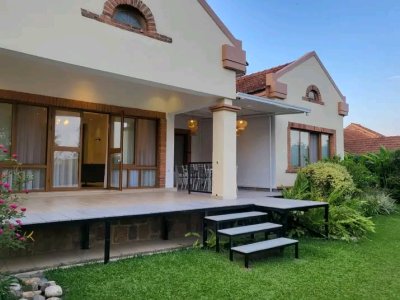 House for rent in Gisozi