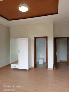 House for rent in Gisozi