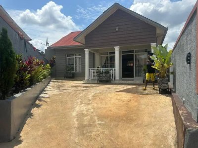 House for sale in Gisozi