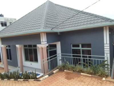 House for sale in Kinyinya