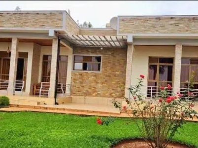 House for rent in Rebero