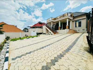 House for sale in Kanombe
