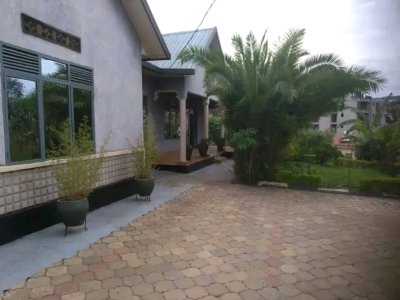 House for rent in Gisozi