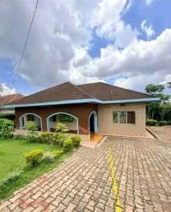 House for sale in Nyarutarama