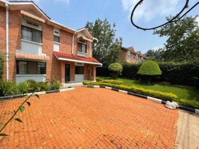 House for sale in Gacuriro