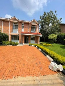 House for sale in Gacuriro