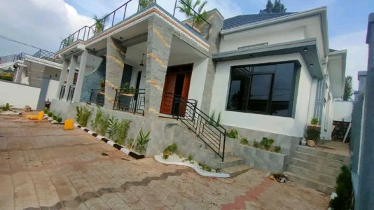 House for sale in Kabeza