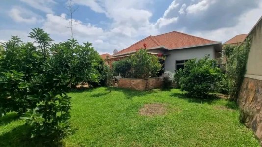 House for sale in Rusororo