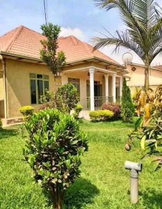 House for rent in Remera