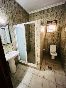 House for rent in Kacyiru