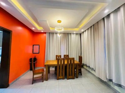 House for rent in Rebero