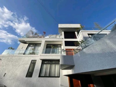 Apartment for rent in Rebero