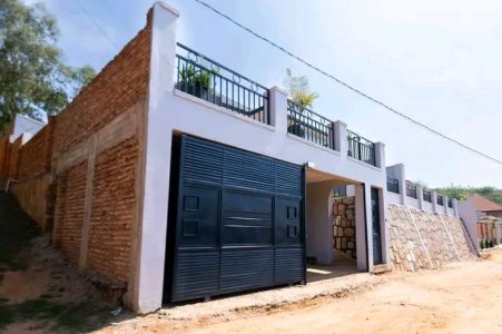 House for rent in Remera