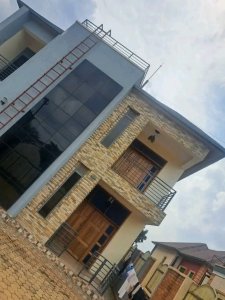 House for rent in Gisozi