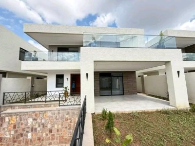 House for sale in Rebero