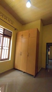 House for rent in Rebero