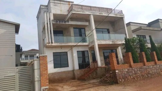 House for sale in Rusororo
