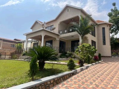 House for rent in Kacyiru