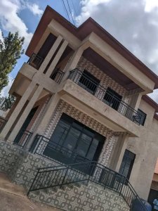 House for rent in Nayinzira