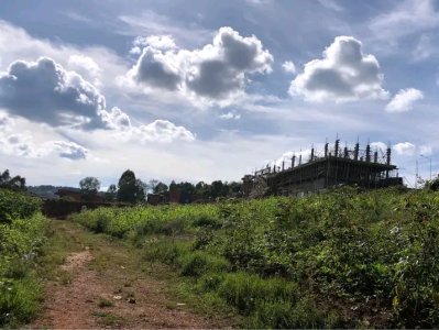 Plot for sale in Rebero