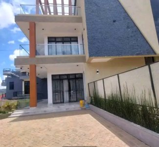 Apartment for rent in Rebero