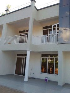 Apartment for rent in Rebero