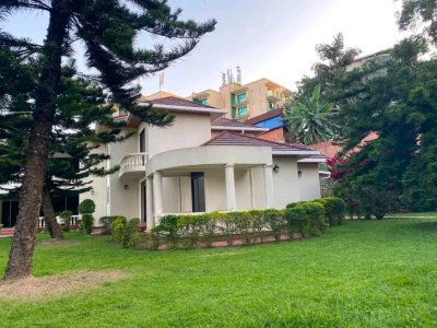 Office for rent in Nyarutarama
