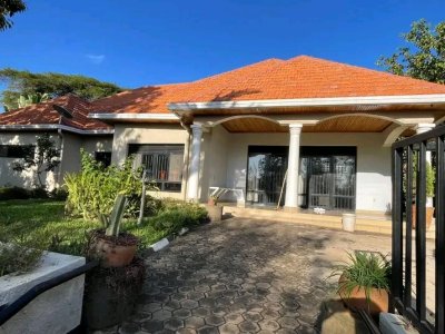House for rent in Kacyiru