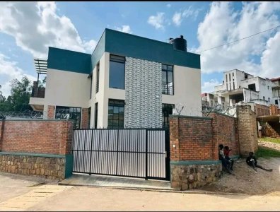 House for rent in Gacuriro