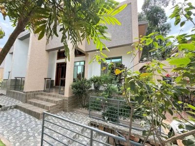 House for sale in Gacuriro