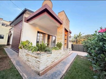 House for rent in Rebero